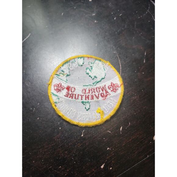 Vintage 1989 Head Waters Council "World of Adventure" EXPO Patch – Boy Scouts - Picture 2 of 3
